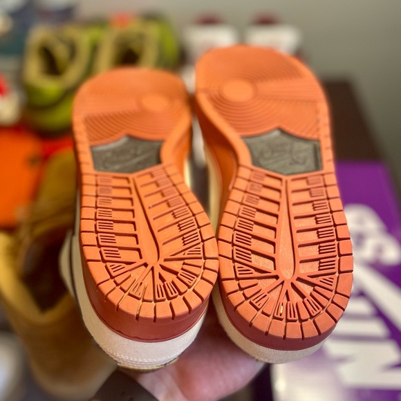 Nike SB Dunk Low Pro - “Hennessy”
Brand new with original everything - SZ 7.5M - Picture 8 of 10